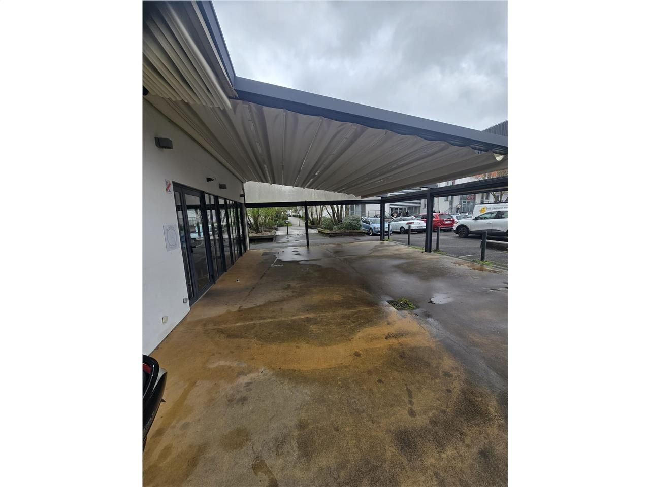 BAR / RESTAURANT À FORT POTENTIEL - BEGLES