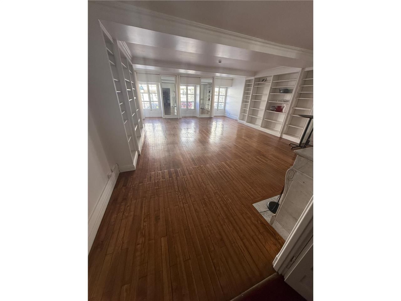 Location de 95m2 de bureaux cours du Chapeau Rouge