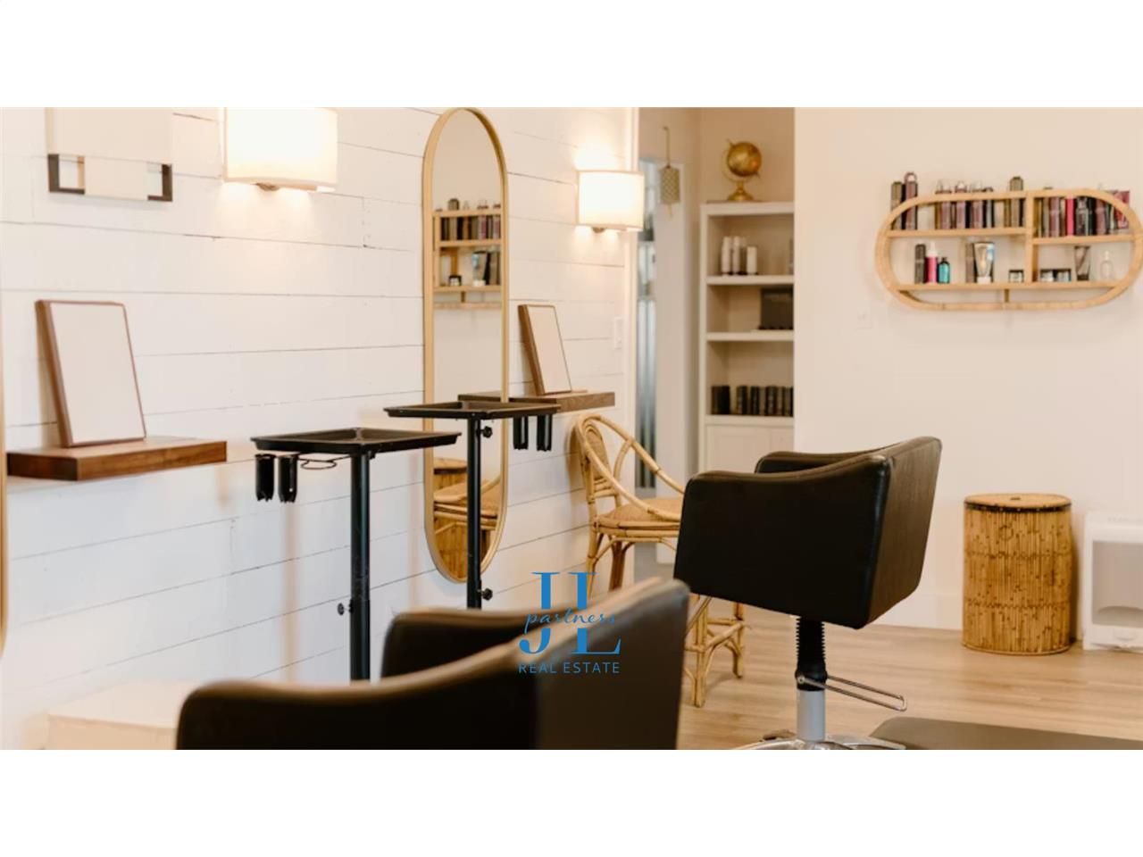 À VENDRE – Fonds de commerce – Salon de coiffure – La Teste-de-Buch – Local clé en main