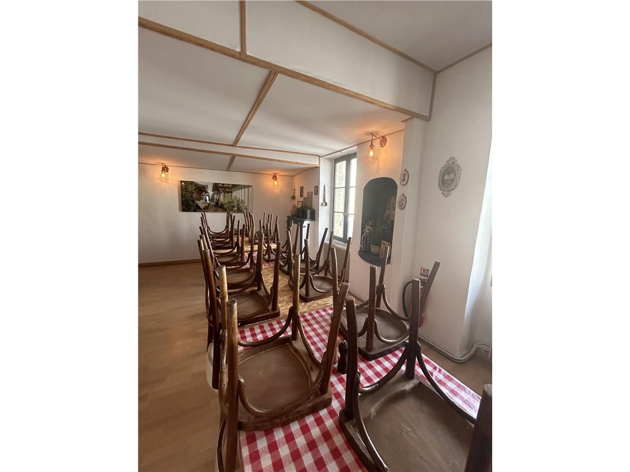 Restaurant à la location, rue Lecoq, à 2 pas de la Patinoire