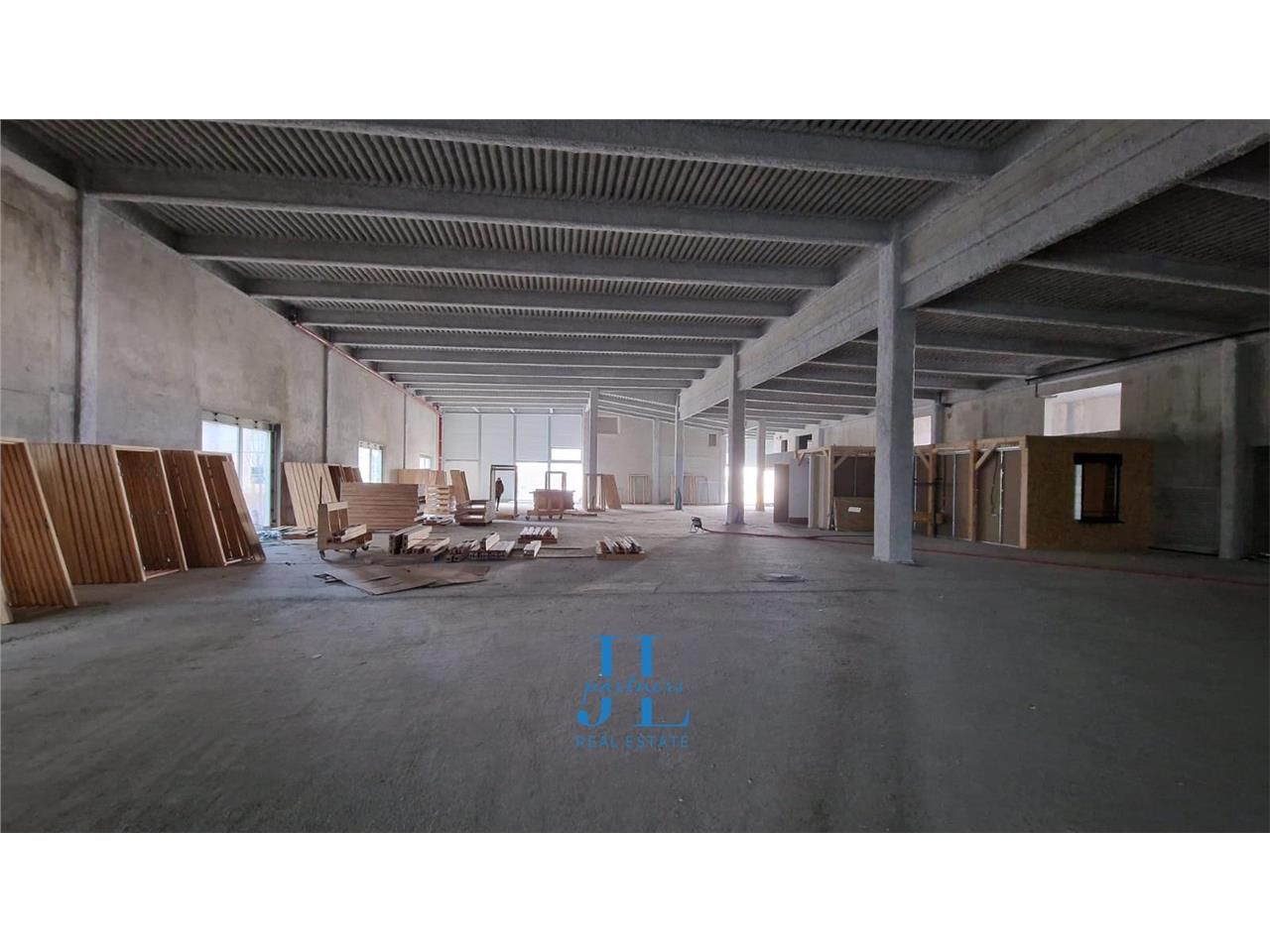 À VENDRE – Cellule commerciale neuve 1 600 m² – Bordeaux Brazza – ERP – Emplacement premium