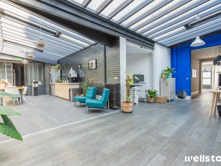 À deux pas du métro "Faidherbe Chaligny" et de la