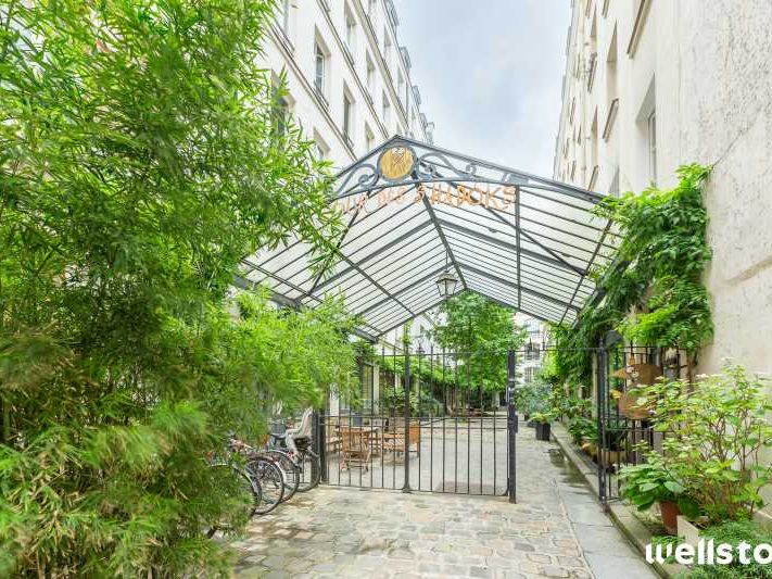 A proximité immédiate de la place de la Bastille,