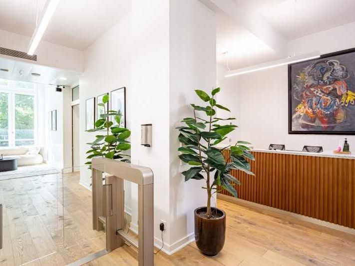 Dans un immeuble de bon standing, nous vous propo