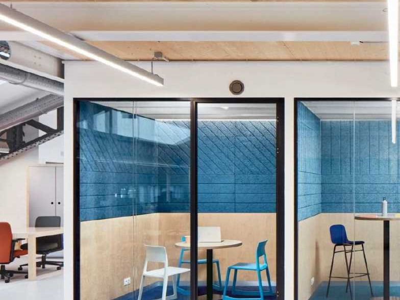 Dans un bâtiment historique et industriel type Ei