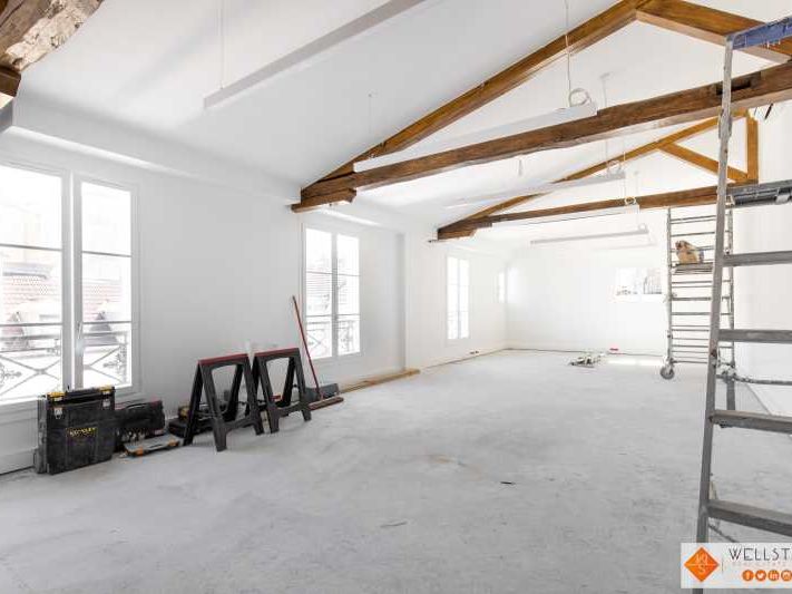 Ces deux surfaces sur cour, climatisées, calmes e