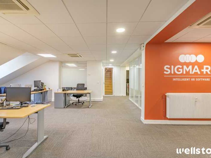 Entre l'Opéra Garnier et l'église de la Trinité, 