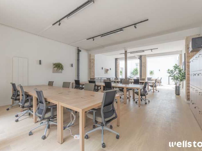 A proximité de la Gare du Nord et de la Gare de l