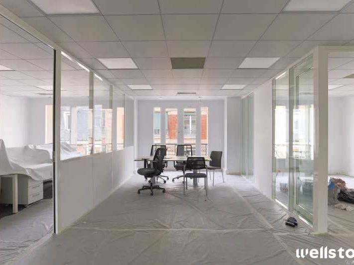 Wellstone vous propose une surface de bureaux lum