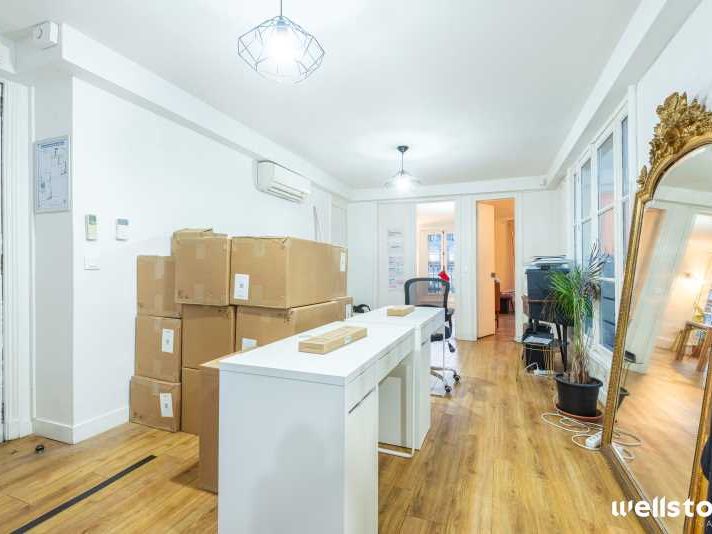 En plein coeur des Grands Boulevards, Wellstone v