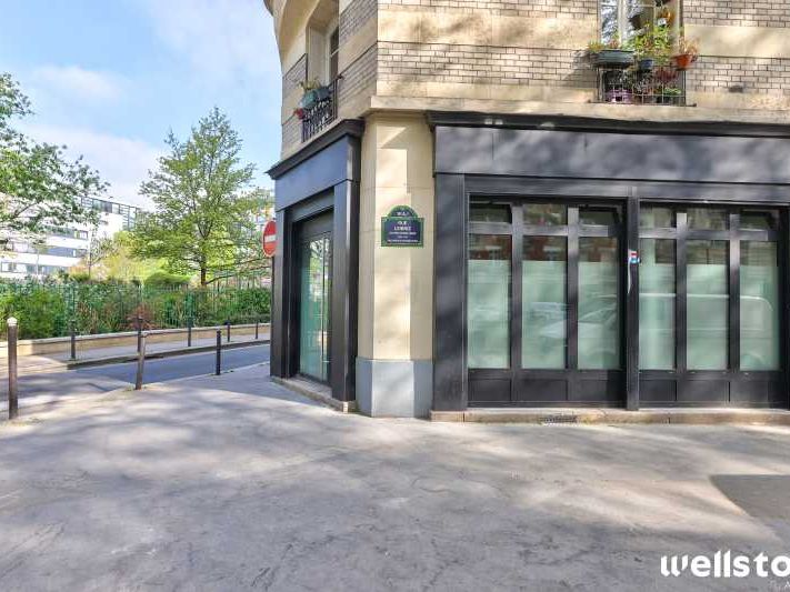 En plein coeur du 18ème arrondissement, à proximi
