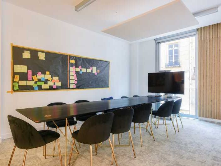 Wellstone vous propose des bureaux plug and play