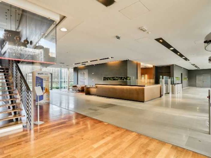 Wellstone vous propose des bureaux plug and play 