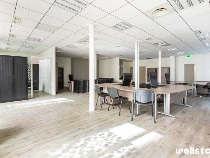 Dans un immeuble de très bon standing en plein co