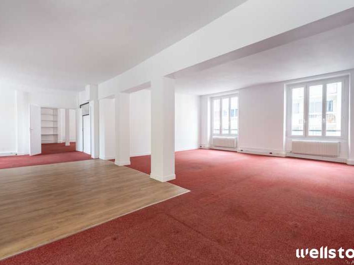 A proximité immédiate du métro République et Ober