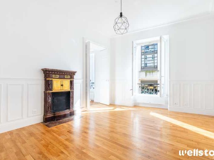 A quelques pas de la Rue des Martyrs, Wellstone v