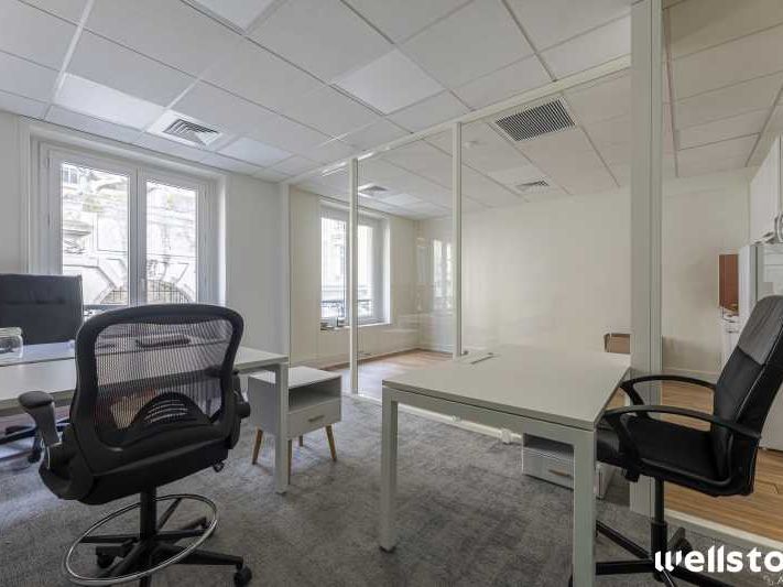 A proximité immédiate de République et de Châtele