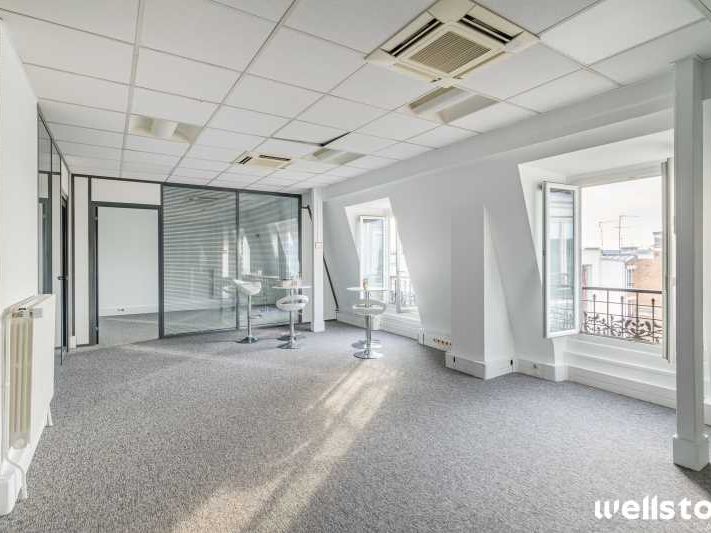 Dans un immeuble de bon standing, nous vous propo