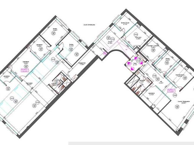 Location bureaux 478 m² divisibles à partir de 157 m²