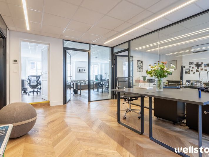 Situés à deux pas du Square Montholon et au coeur