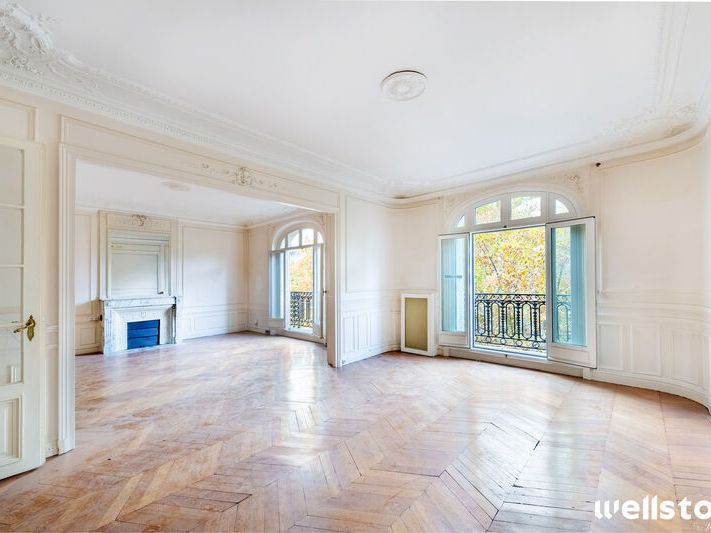 Aussi rare qu'exceptionnel sur le secteur ! Au pi