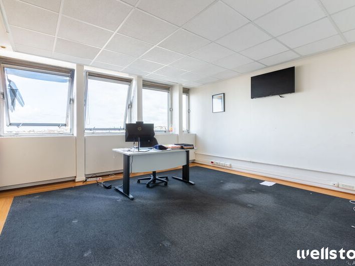 Dans un immeuble de bon standing, nous vous propo