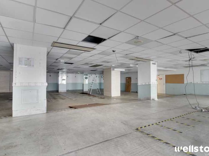 Wellstone vous propose des bureaux/locaux commerc