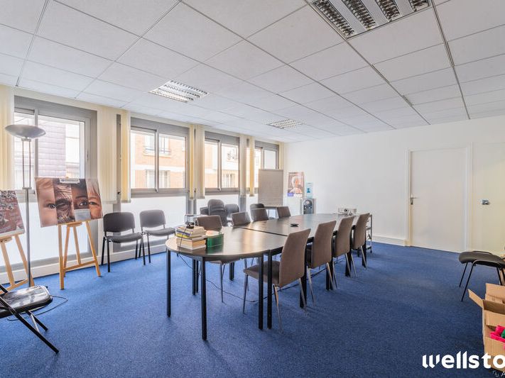 À louer à Paris, un espace de bureaux de 297 m², 