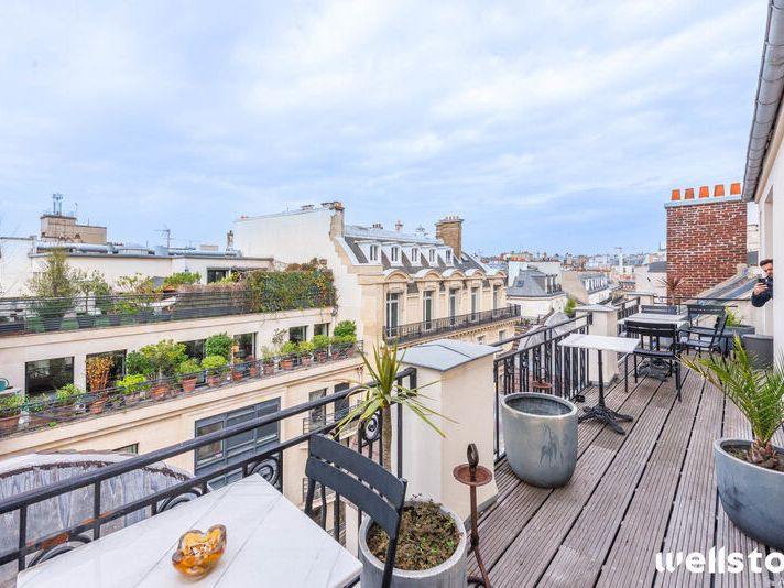 Terrasse avec vue Tour Eiffel ! A proximité imméd