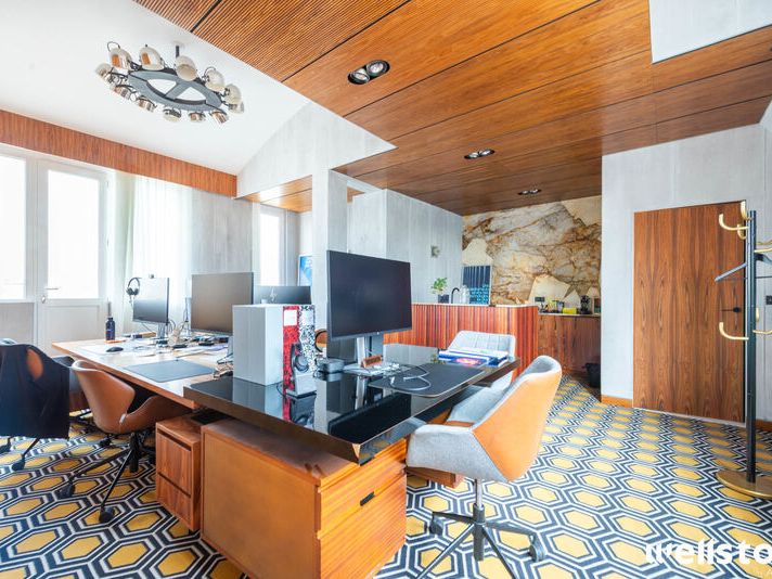 Terrasse avec vue Tour Eiffel ! A proximité imméd