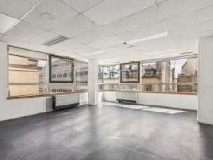 Dans un immeuble de très bon standing, nous vous 