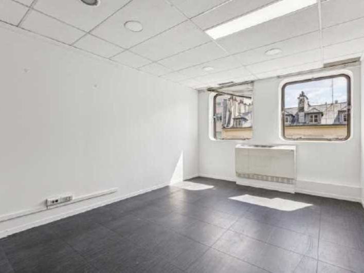 Dans un immeuble de très bon standing, nous vous 