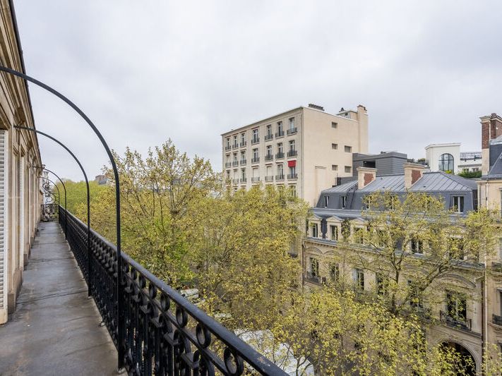 Idéalement situé à quelques encablures du Parc Mo