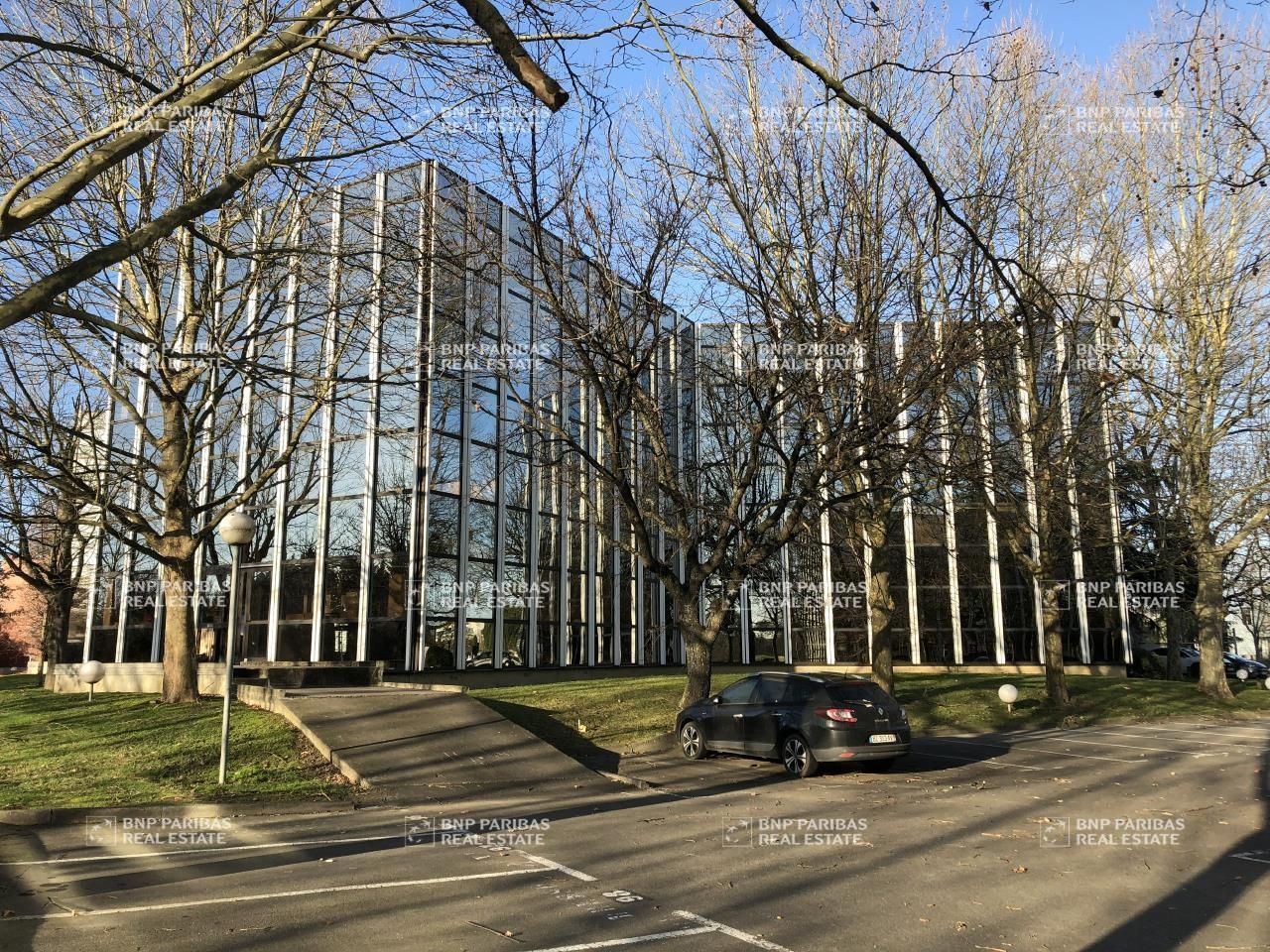 Location Bureaux 210 m² non divisibles 31670 Labège
