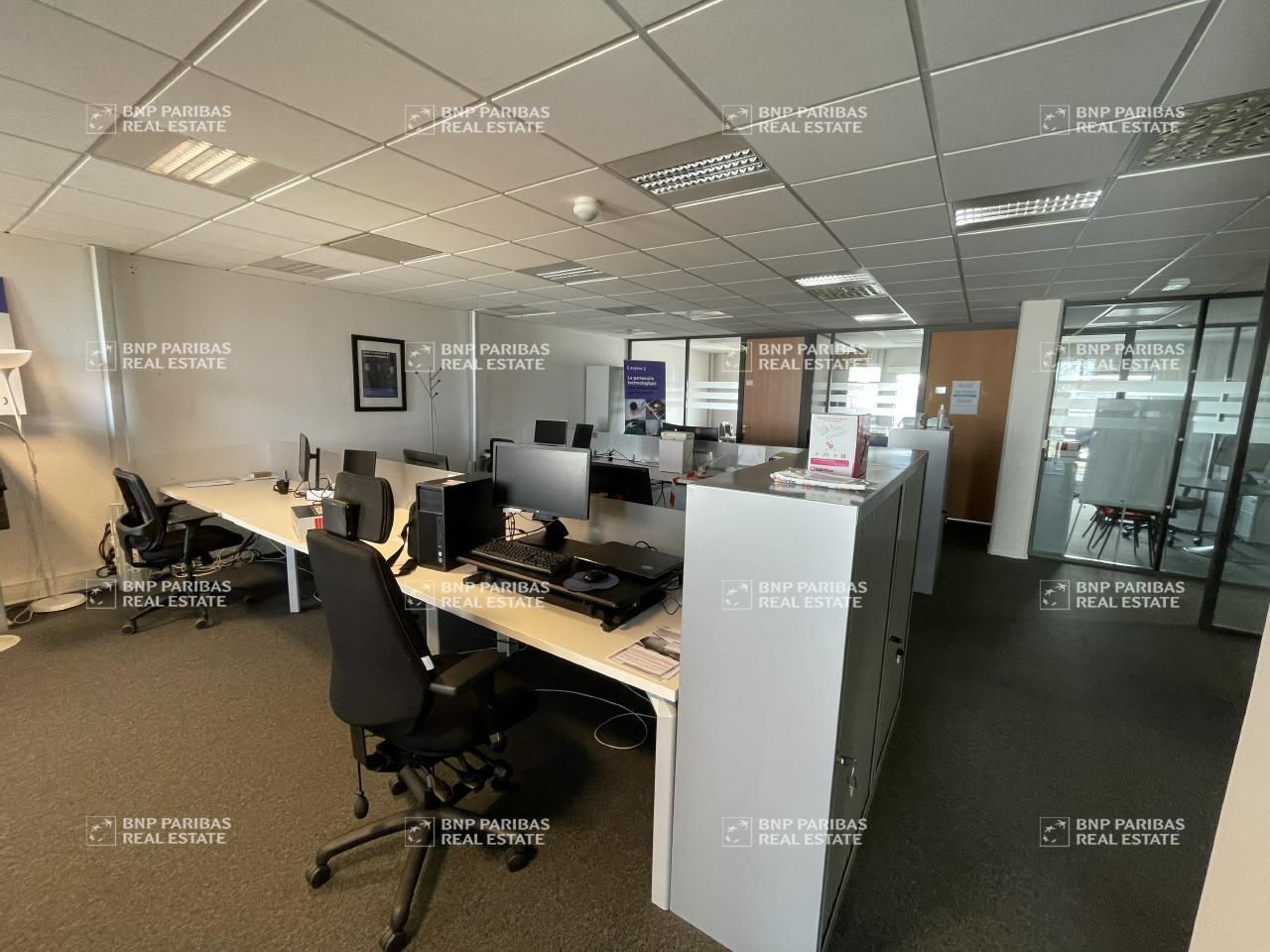 758 m² pour ce bureaux en location à Saint-herblain