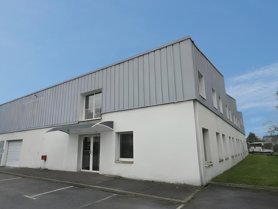 Location Activité 1470 m² non divisibles 78530 Buc