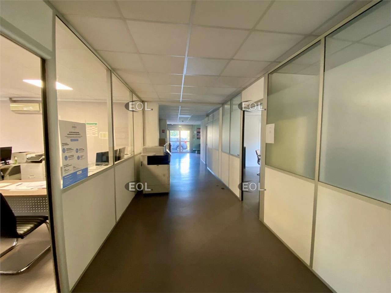 Location Bureaux 300 m² non divisibles