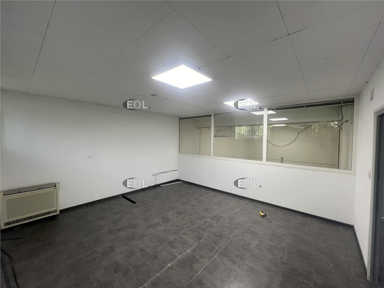 Location Bureaux 147 m² non divisibles