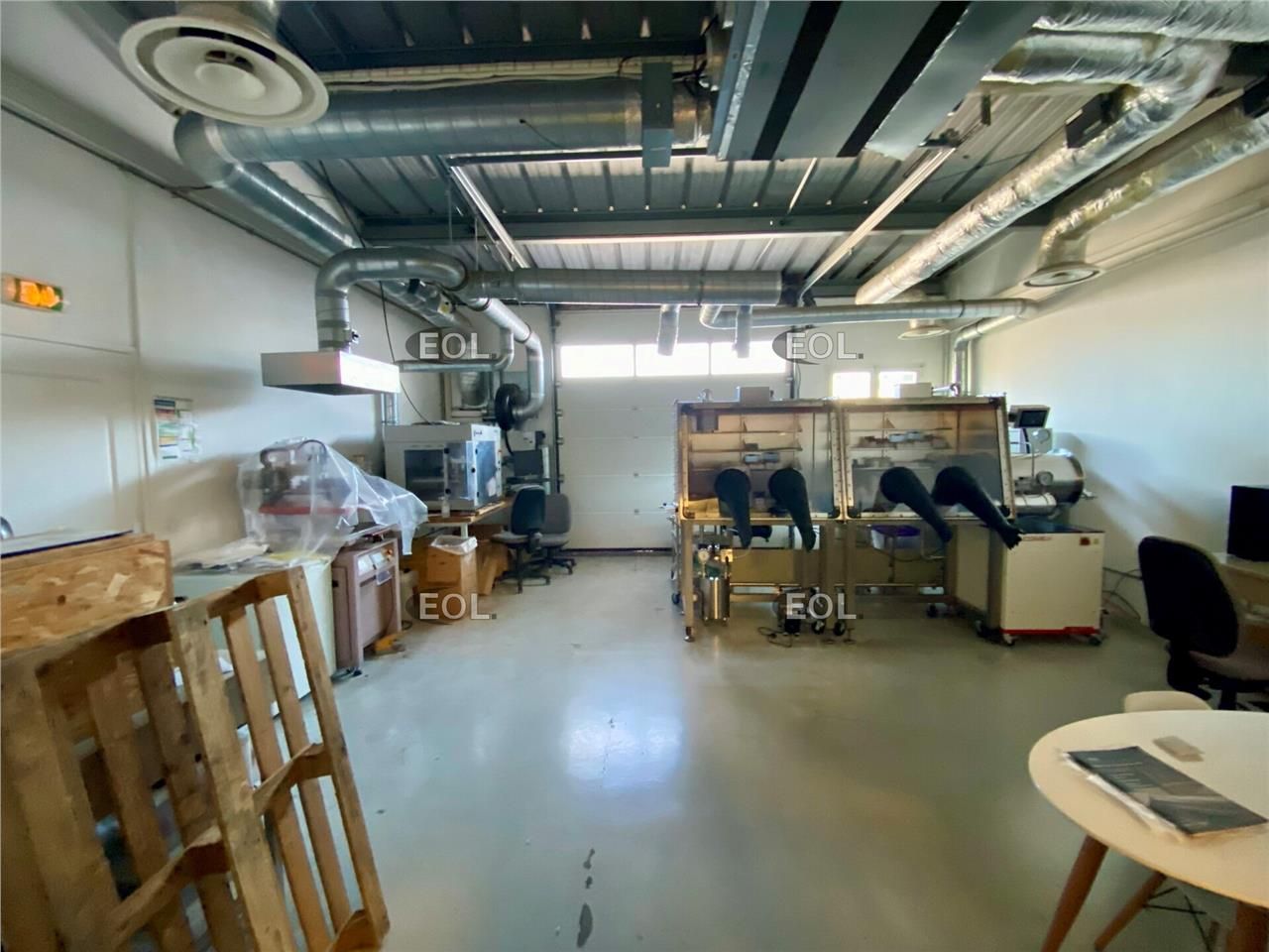 Location Local d'activités 302 m² non divisibles