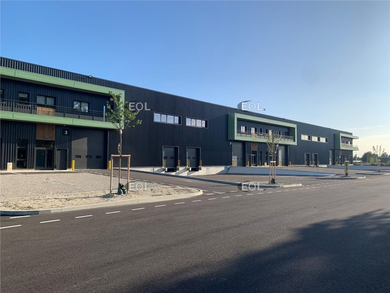 Location Local d'activités 13200 m² non divisibles