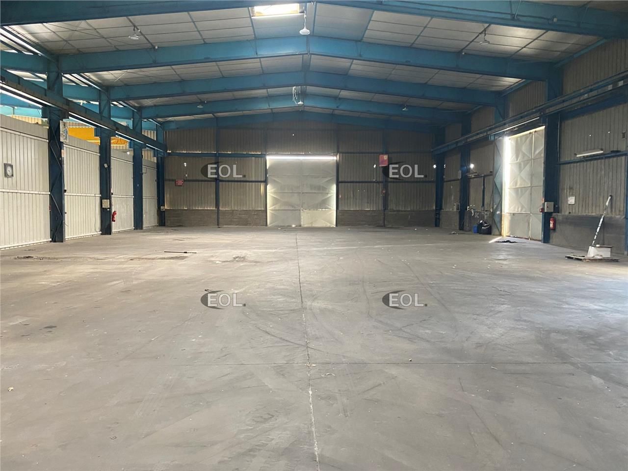 Location Local d'activités 800 m² non divisibles