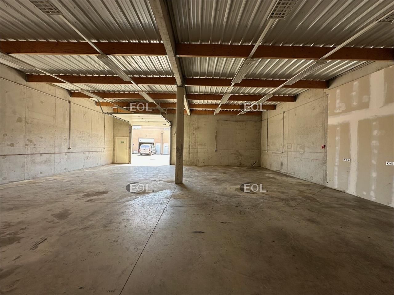 Location Local d'activités 290 m² non divisibles