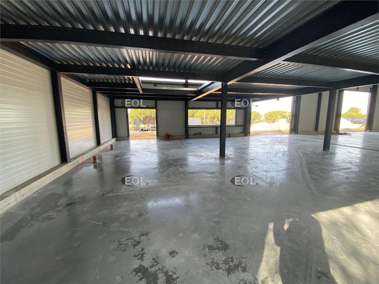 Location Local d'activités 180 m² non divisibles