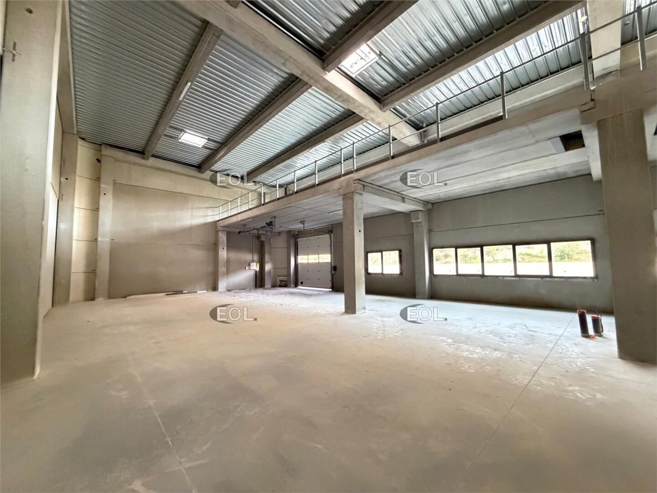 Location Local d'activités 622 m² non divisibles