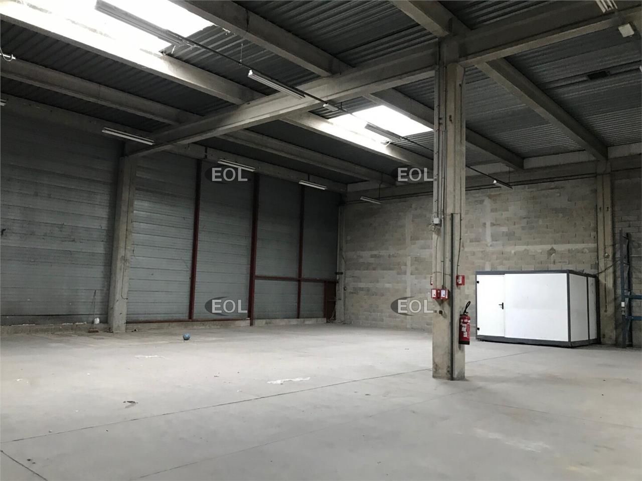 Location Local d'activités 1634 m² non divisibles
