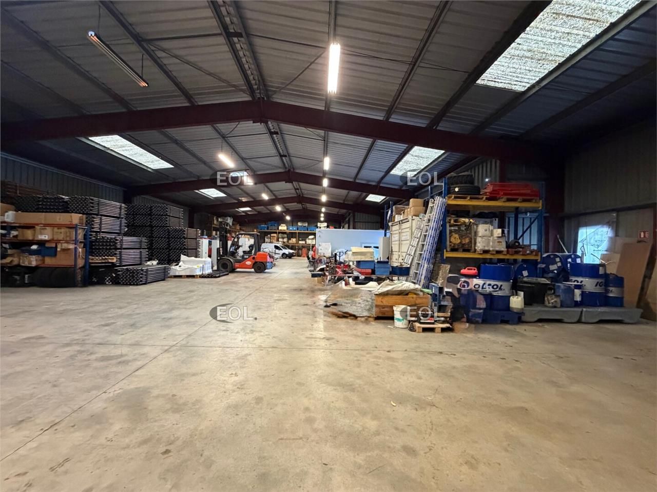 Location Local d'activités 814 m² non divisibles