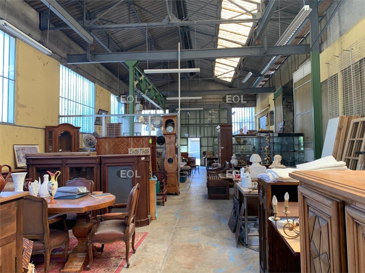 Vente Entrepôt 900 m² non divisibles