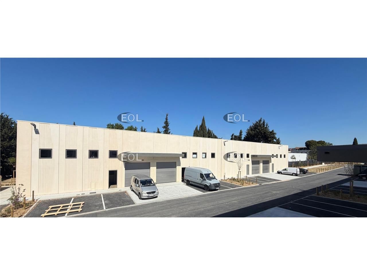 Vente Local d'activités 406 m² non divisibles