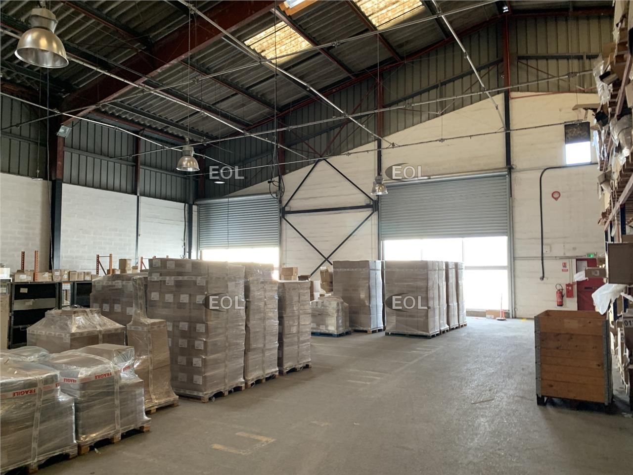 Entrepôts – Emplacement au cœur de la Métropole