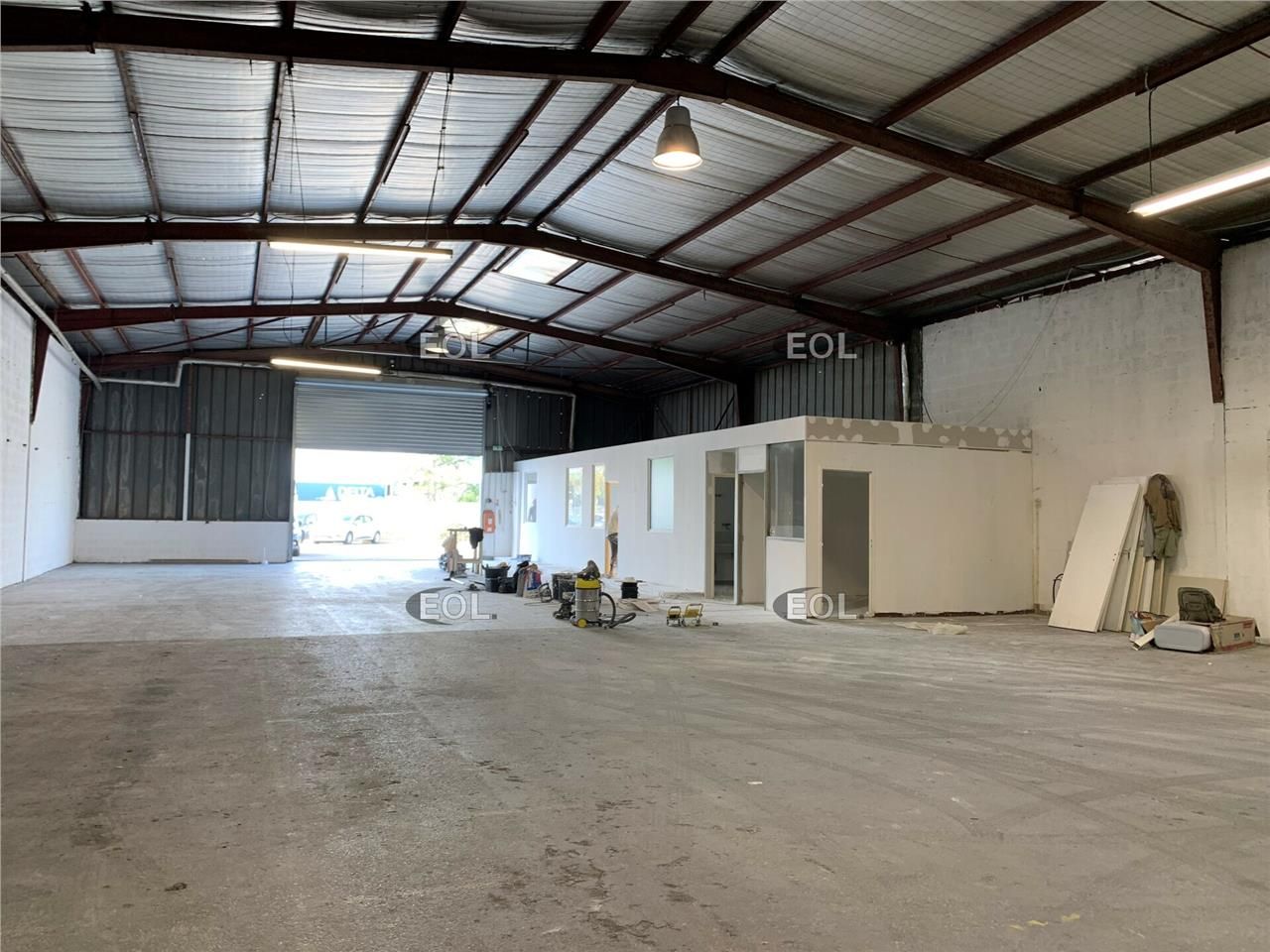 Location Local d'activités 630 m² non divisibles